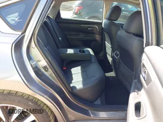 2016 Nissan Altima SV with VIN 1N4AL3AP4GC142536, listed as a IAAI auction lot 41964591 with 52,469 mi miles and . Bid and sale history available at DreamBid. Image 8.