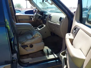 2004 Ford Expedition Eddie Bauer z VIN 1FMPU17L64LB87527, wystawiony jako IAAI lot #42649260 z przebiegiem 150 249 mil mil oraz . Historia ofert i sprzedaży dostępna na DreamBid. Obrazek 5.