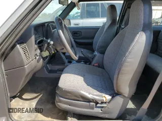 2000 Jeep Cherokee SE with VIN 1J4FT27P6YL127419, listed as a Copart auction lot 74211284 with 199,078 mi miles and Clean title. Bid and sale history available at DreamBid. Image 7.
