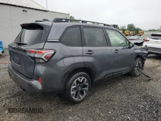 2025 Subaru Forester Premium z VIN JF2SLDDC8SH433230, wystawiony jako Copart lot #57046655 z przebiegiem 4 688 mil mil oraz Szkoda całkowita • Salvage title. Historia ofert i sprzedaży dostępna na DreamBid. Obrazek 3.
