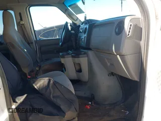 2012 Ford Econoline Passenger XL с VIN 1FBSS3BL1CDA76758, выставлен на аукционе IAAI как лот 41648496 с пробегом 278 048 миль миль и . История ставок и продаж доступна на DreamBid. Изображение 5.
