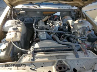 1990 Volvo 240 z VIN YV1AA8859L1850752, wystawiony jako Copart lot #75105154 z przebiegiem 200 907 mil mil oraz Tytuł czysty. Historia ofert i sprzedaży dostępna na DreamBid. Obrazek 12.