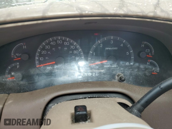 1999 Ford F-250 z VIN 1FTPX28L2XKA25212, wystawiony jako Copart lot #74911064 z przebiegiem Nie podano mil oraz Szkoda całkowita • Salvage title. Historia ofert i sprzedaży dostępna na DreamBid. Obrazek 9.