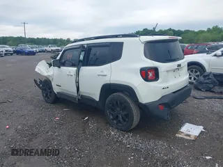 2017 Jeep Renegade Latitude с VIN ZACCJBBB5HPG63638, выставлен на аукционе IAAI как лот 42176944 с пробегом 143 930 миль миль и . История ставок и продаж доступна на DreamBid. Изображение 3.