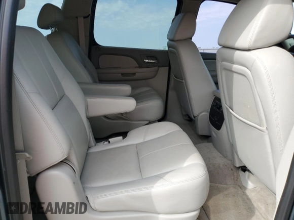 2008 Chevrolet Suburban Commercial with VIN 1GNFC16028R200780, listed as a Copart auction lot 72176334 with 80,486 mi miles and Salvage Title. Bid and sale history available at carsss.com. Image 11.
