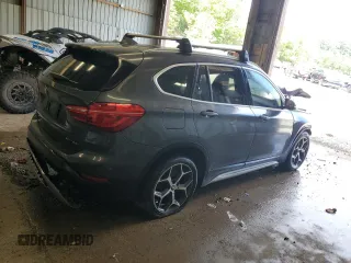 2018 BMW X1 xDrive28i z VIN WBXHT3C31J5L28049, wystawiony jako Copart lot #57496465 z przebiegiem 117 591 mil mil oraz Czysty tytuł • Clean title. Historia ofert i sprzedaży dostępna na DreamBid. Obrazek 3.