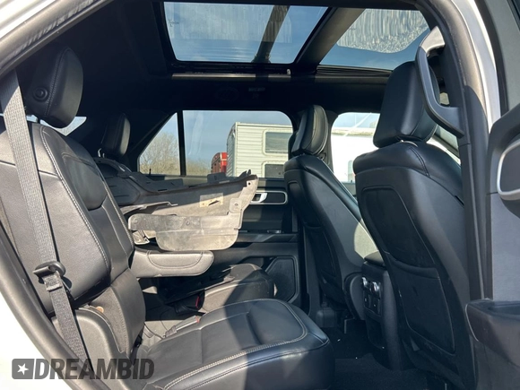 2020 Ford Explorer XLT with VIN 1FMSK8DH0LGA37008, listed as a Copart auction lot 55858655 with 75,527 mi miles and Clean Title. Bid and sale history available at carsss.com. Image 6.