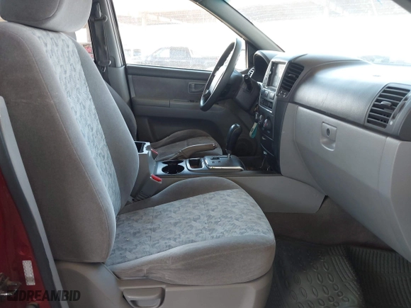 2007 Kia Sorento EX with VIN KNDJD736575733627, listed as a IAAI auction lot 42069259 with 233,005 mi miles. Bid and sale history available at carsss.com. Image 5.