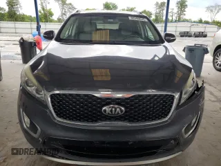 2016 Kia Sorento EX with VIN 5XYPH4A57GG182521, listed as a Copart auction lot 60399045 with 164,806 mi miles and Salvage title. Bid and sale history available at DreamBid. Image 5.
