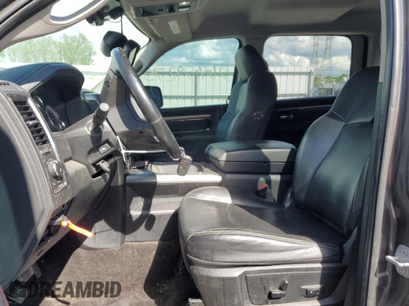 2017 Ram 1500 Night z VIN 1C6RR7MT0HS795181, wystawiony jako Copart lot #56459275 z przebiegiem 118 876 mil mil oraz Szkoda całkowita • Salvage title. Historia ofert i sprzedaży dostępna na DreamBid. Obrazek 7.