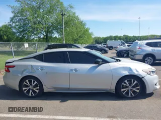 2017 Nissan Maxima S z VIN 1N4AA6AP7HC432410, wystawiony jako IAAI lot #42241479 z przebiegiem 138 157 mil mil oraz . Historia ofert i sprzedaży dostępna na DreamBid. Obrazek 13.