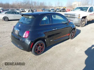 2013 FIAT 500e with VIN 3C3CFFGE9DT663239, listed as a IAAI auction lot 41437853 with 1 mi miles. Bid and sale history available at carsss.com. Image 4.