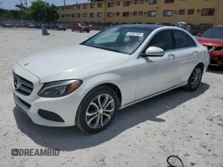2015 Mercedes-Benz C 300 Luxury with VIN 55SWF4KB8FU050703, listed as a Copart auction lot 65587985 with 61,346 mi miles and Clean title. Bid and sale history available at DreamBid. Image 1.