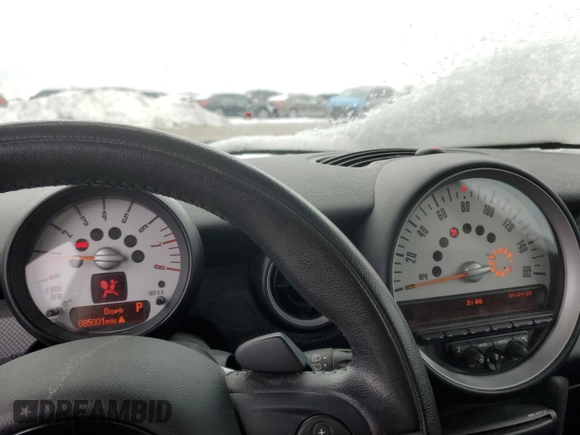 2013 MINI Hardtop S with VIN WMWSV3C56DT389389, listed as a Copart auction lot 89288615 with 85,001 mi miles and Salvage title. Bid and sale history available at DreamBid. Image 9.