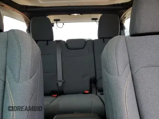 2024 Jeep Wrangler Sport S z VIN 1C4PJXDN3RW136532, wystawiony jako Copart lot #46127105 z przebiegiem 3 161 mil mil oraz Szkoda całkowita • Salvage title. Historia ofert i sprzedaży dostępna na DreamBid. Obrazek 10.