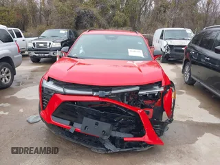 2024 Chevrolet Blazer EV eAWD RS z VIN 3GNKDCRJXRS200875, wystawiony jako IAAI lot #41685206 z przebiegiem 7 610 mil mil oraz . Historia ofert i sprzedaży dostępna na DreamBid. Obrazek 12.