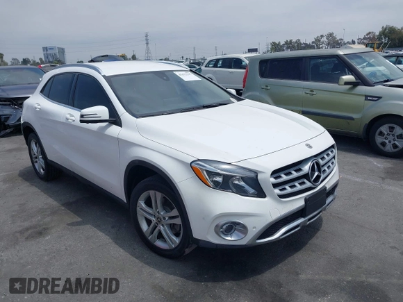 2018 Mercedes-Benz GLA 250 z VIN WDCTG4EBXJJ479396, wystawiony jako IAAI lot #42432247 z przebiegiem 83 856 mil mil oraz . Historia ofert i sprzedaży dostępna na DreamBid. Obrazek 1.