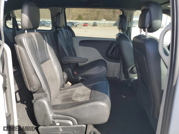 2019 Dodge Grand Caravan SXT with VIN 2C4RDGCG6KR632328, listed as a Copart auction lot 49661245 with 125,366 mi miles and Salvage Title. Bid and sale history available at carsss.com. Image 11.