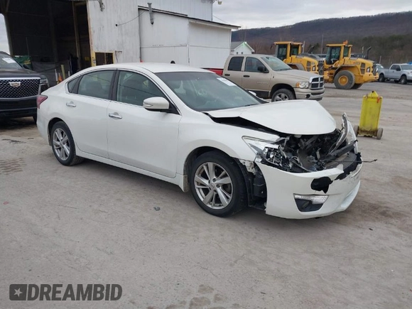 2014 Nissan Altima 2.5 S with VIN 1N4AL3AP0EN334215, listed as a IAAI auction lot 41848883 with 175,890 mi miles. Bid and sale history available at carsss.com. Image 1.