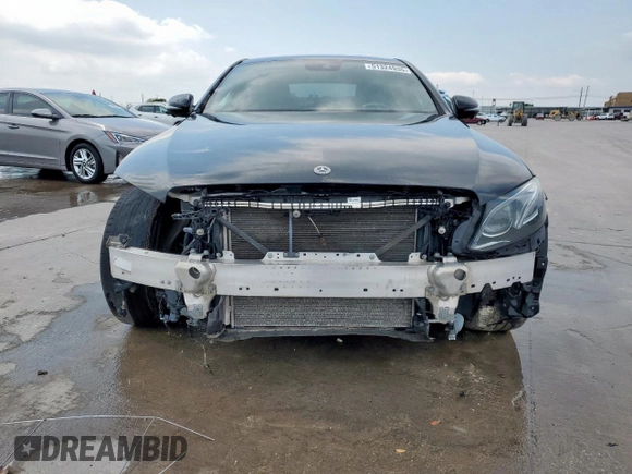 2019 Mercedes-Benz E-Class E 300 with VIN WDDZF4JB8KA587807, listed as a Copart auction lot 51324935 with 96,527 mi miles and Clean Title. Bid and sale history available at carsss.com. Image 5.
