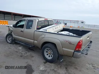 2005 Toyota Tacoma with VIN 5TEUU42N55Z003392, listed as a IAAI auction lot 41597843 with Not Provided miles and . Bid and sale history available at DreamBid. Image 3.