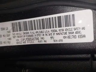 2014 Jeep Cherokee Altitude with VIN 1C4PJMCB2EW317346, listed as a IAAI auction lot 41861651 with 100,602 mi miles. Bid and sale history available at carsss.com. Image 9.