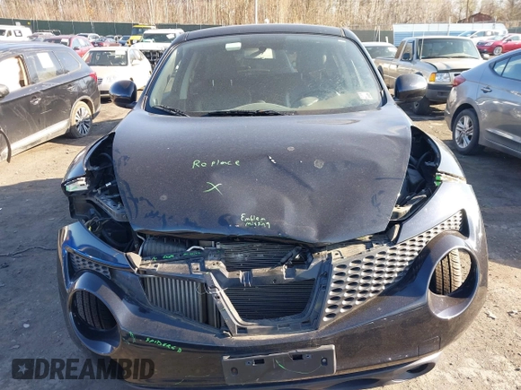 2011 Nissan Juke SL with VIN JN8AF5MV6BT020992, listed as a IAAI auction lot 42061359 with 77,242 mi miles. Bid and sale history available at carsss.com. Image 6.