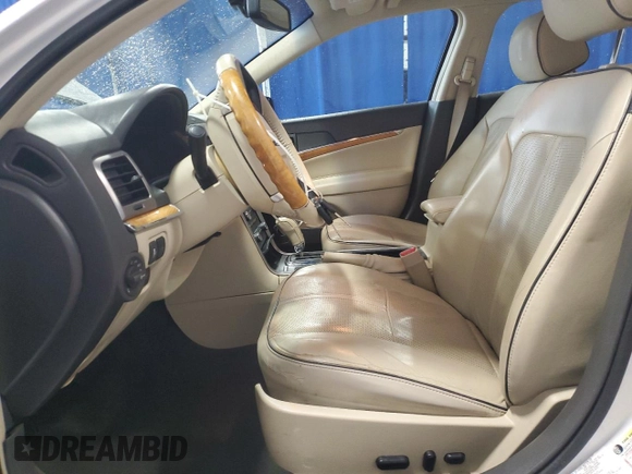 2012 Lincoln MKZ Hybrid with VIN 3LNDL2L32CR800650, listed as a Copart auction lot 47804425 with 120,905 mi miles and Clean title. Bid and sale history available at DreamBid. Image 7.