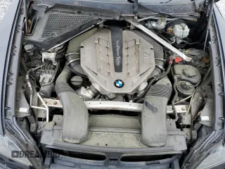 2011 BMW X6 50i z VIN 5UXFG8C50BLZ96931, wystawiony jako Copart lot #54409465 z przebiegiem 154 818 mil mil oraz Szkoda całkowita • Salvage title. Historia ofert i sprzedaży dostępna na DreamBid. Obrazek 12.