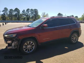 2019 Jeep Cherokee Latitude Plus with VIN 1C4PJLLB0KD128647, listed as a Copart auction lot 50322885 with 125,195 mi miles and Salvage Title. Bid and sale history available at carsss.com. Image 1.