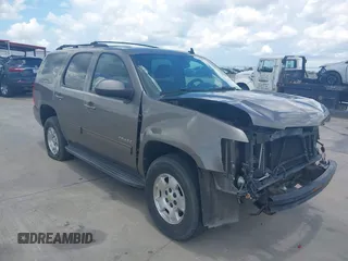 2012 Chevrolet Tahoe LS с VIN 1GNSCAE0XCR303177, выставлен на аукционе IAAI как лот 42590679 с пробегом 117 946 миль миль и . История ставок и продаж доступна на DreamBid. Изображение 1.