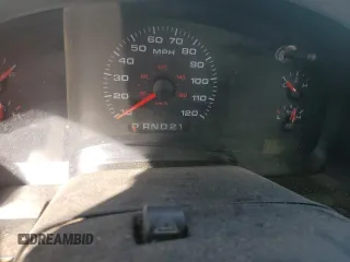 2004 Ford F-150 XL с VIN 1FTVF12564NB20204, выставлен на аукционе Copart как лот 50256655 с пробегом 211 041 миль миль и Списание • Salvage title. История ставок и продаж доступна на DreamBid. Изображение 9.
