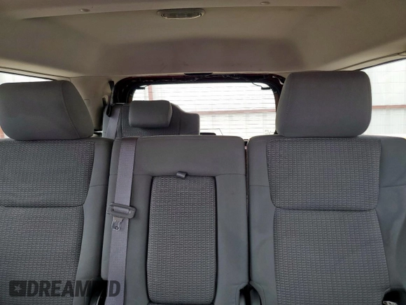 2007 Jeep Commander Sport z VIN 1J8HG48K27C697717, wystawiony jako Copart lot #53550395 z przebiegiem 288 452 mil mil oraz Szkoda całkowita • Salvage title. Historia ofert i sprzedaży dostępna na DreamBid. Obrazek 10.