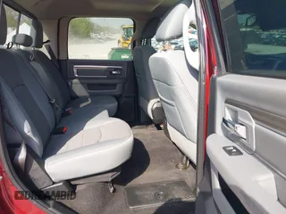 2017 Ram 1500 Big Horn с VIN 3C6RR7LT3HG747019, выставлен на аукционе IAAI как лот 41963153 с пробегом 104 714 миль миль и . История ставок и продаж доступна на DreamBid. Изображение 8.