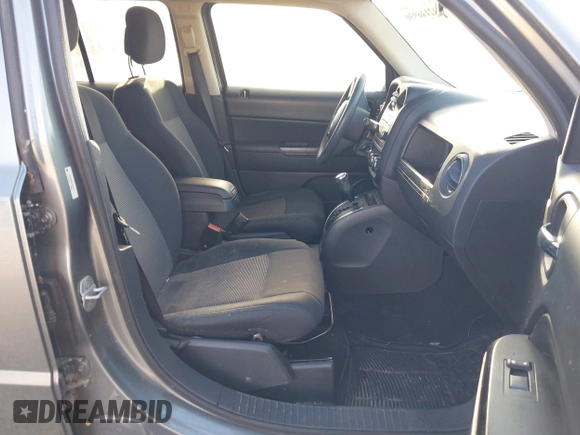 2012 Jeep Patriot Sport with VIN 1C4NJRBB3CD612311, listed as a IAAI auction lot 42146930 with 184,353 mi miles. Bid and sale history available at carsss.com. Image 5.