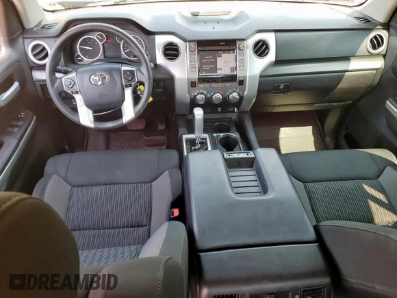 2016 Toyota Tundra SR5 z VIN 5TFEW5F16GX193399, wystawiony jako Copart lot #59543595 z przebiegiem 110 628 mil mil oraz Szkoda całkowita • Salvage title. Historia ofert i sprzedaży dostępna na DreamBid. Obrazek 8.