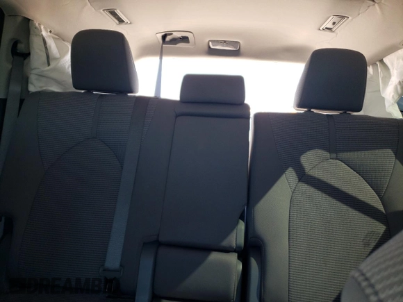 2022 Toyota Highlander LE z VIN 5TDZZRAH4NS553356, wystawiony jako Copart lot #45994865 z przebiegiem 32 790 mil mil oraz Szkoda całkowita • Salvage title. Historia ofert i sprzedaży dostępna na DreamBid. Obrazek 10.