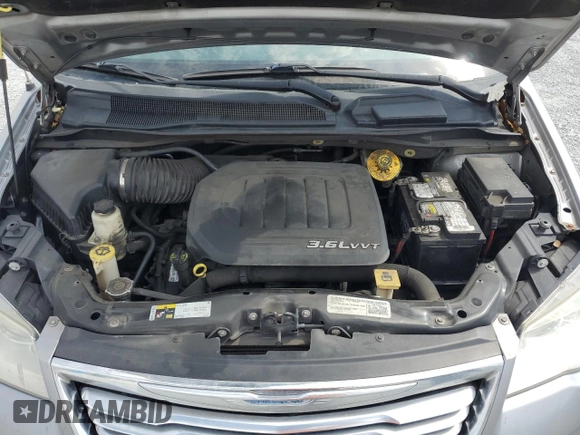 2015 Chrysler Town & Country Touring with VIN 2C4RC1BG1FR545105, listed as a Copart auction lot 53887525 with 211,691 mi miles and Salvage Title. Bid and sale history available at carsss.com. Image 12.
