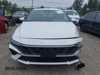 2024 Hyundai Elantra SEL z VIN KMHLM4DG6RU697014, wystawiony jako IAAI lot #42441346 z przebiegiem 28 771 mil mil oraz . Historia ofert i sprzedaży dostępna na DreamBid. Obrazek 12.