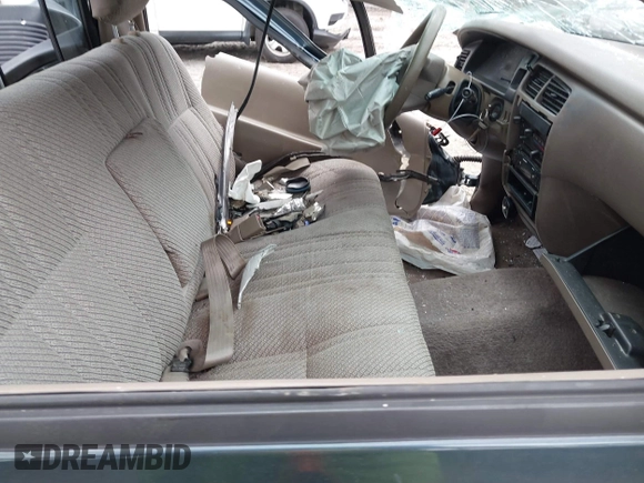 1995 Toyota T100 z VIN JT4VD11E8S0006805, wystawiony jako IAAI lot #41867368 z przebiegiem 261 130 mil mil oraz . Historia ofert i sprzedaży dostępna na DreamBid. Obrazek 5.