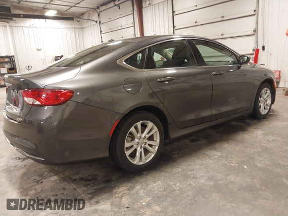 2015 Chrysler 200 Limited with VIN 1C3CCCAB0FN607876, listed as a IAAI auction lot 41882675 with 136,146 mi miles. Bid and sale history available at carsss.com. Image 4.