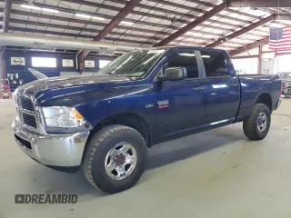 2012 Ram 2500 SLT z VIN 3C6TD5DT2CG320723, wystawiony jako Copart lot #55232385 z przebiegiem 125 595 mil mil oraz Szkoda całkowita • Salvage title. Historia ofert i sprzedaży dostępna na DreamBid. Obrazek 1.