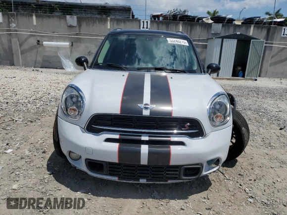 2016 MINI Countryman S with VIN WMWZC3C53GWT08355, listed as a Copart auction lot 53240215 with 62,674 mi miles and Salvage Title. Bid and sale history available at DreamBid. Image 5.