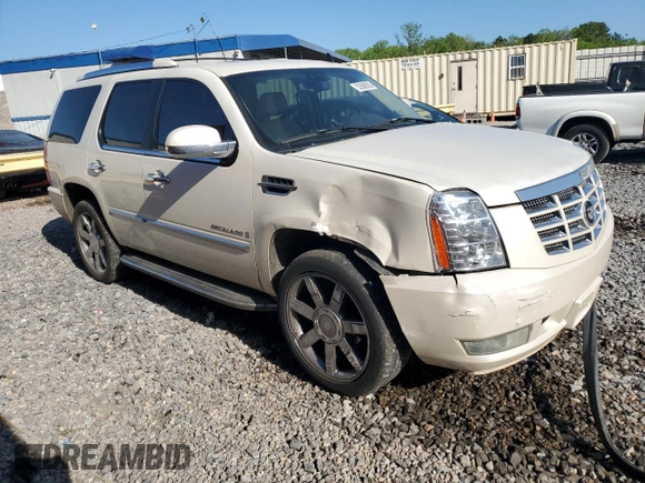 2007 Cadillac Escalade z VIN 1GYFK63887R245962, wystawiony jako Copart lot #52580555 z przebiegiem 180 182 mil mil oraz Szkody całkowita. Historia ofert i sprzedaży dostępna na DreamBid. Obrazek 4.