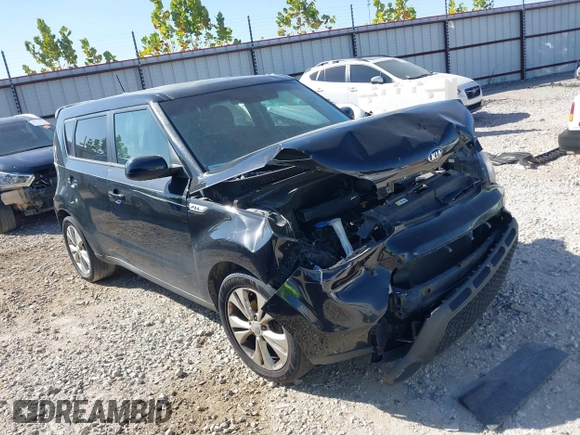 2015 Kia Soul + with VIN KNDJP3A51F7133572, listed as a IAAI auction lot 40559852 with 155,073 mi miles. Bid and sale history available at carsss.com. Image 1.