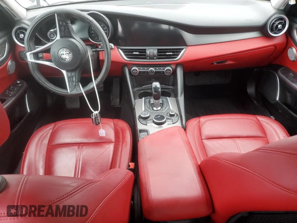 2018 Alfa Romeo Giulia Ti Lusso z VIN ZARFAEEN7J7591242, wystawiony jako Copart lot #76431503 z przebiegiem 64 000 mil mil oraz Nie do naprawy • Non repairable. Historia ofert i sprzedaży dostępna na DreamBid. Obrazek 8.