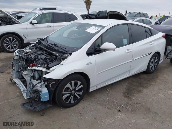 2018 Toyota Prius Prime Plus with VIN JTDKARFP8J3101625, listed as a IAAI auction lot 41768828 with NaN miles. Bid and sale history available at carsss.com. Image 18.