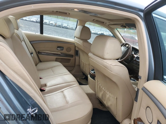 2002 BMW 7 Series 745i z VIN WBAGL63472DP56408, wystawiony jako Copart lot #43949925 z przebiegiem 92 755 mil mil oraz Szkoda całkowita • Salvage title. Historia ofert i sprzedaży dostępna na DreamBid. Obrazek 10.