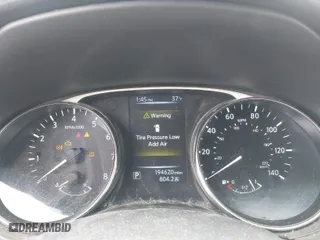 2016 Nissan Rogue SV with VIN 5N1AT2MV9GC886787, listed as a IAAI auction lot 41642909 with 194,620 mi miles. Bid and sale history available at carsss.com. Image 7.