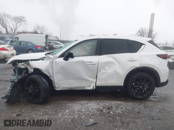 2024 Mazda CX-5 2.5 Carbon Turbo with VIN JM3KFBAY4R0521878, listed as a IAAI auction lot 41511893 with 1 mi miles. Bid and sale history available at carsss.com. Image 13.